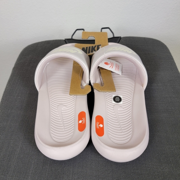Nike Victori One Barely Rose/Silver Women's Slides Sandals US Size 10 - Picture 2 of 7